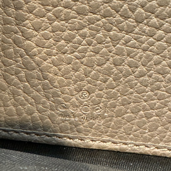Authentic Gucci marmont zippy wallet - Picture 9 of 11